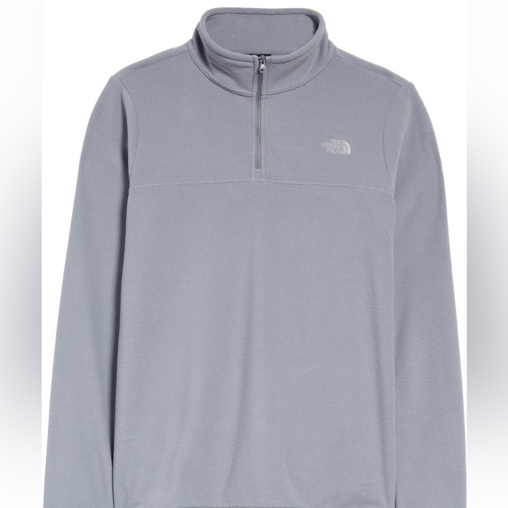 Beautiful Blue North Face 1/4 Zip Fleece